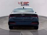 New 2025 Hyundai Elantra Limited image 4