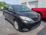 Used 2013 Toyota Sienna LE image 3