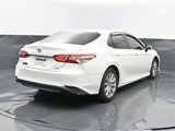 Used 2018 Toyota Camry LE image 6