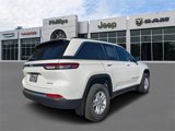 New 2025 Jeep Grand Cherokee Laredo w/ MOPAR Finishing Package image 4
