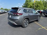 Used 2023 Nissan Rogue SV image 4