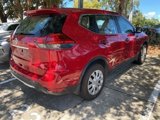 Used 2017 Nissan Rogue S image 2