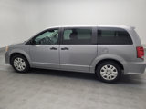 Used 2019 Dodge Grand Caravan SE image 5