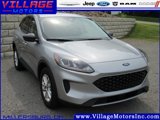 Used 2022 Ford Escape SE w/ Cold Weather Package image 3
