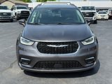 Used 2022 Chrysler Pacifica Touring-L image 3