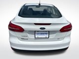 Used 2015 Ford Focus SE image 4