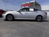Used 2023 Nissan Altima 2.5 SV image 2