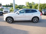 Used 2022 Volvo XC60 B5 Momentum w/ Advanced Package image 4