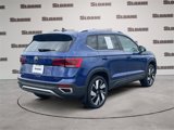 Used 2023 Volkswagen Taos SEL image 5