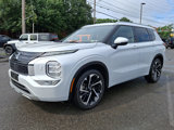 Used 2024 Mitsubishi Outlander SEL image 3