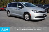 Used 2022 Chrysler Voyager LX image 5