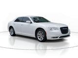 Used 2020 Chrysler 300 Touring w/ Driver Convenience Group image 2