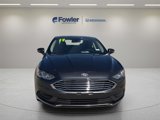 Used 2017 Ford Fusion SE w/ Fusion SE Technology Package image 2