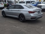 Used 2023 Volkswagen Jetta SE w/ Panoramic Sunroof Package image 4