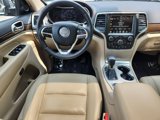 Used 2017 Jeep Grand Cherokee Limited image 4