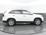 Used 2015 Kia Sorento LX image 6