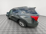 Used 2022 Ford Explorer XLT w/ Equipment Group 202A image 4