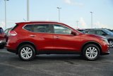 Used 2016 Nissan Rogue SV image 4