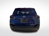 Used 2021 Nissan Rogue SV image 3