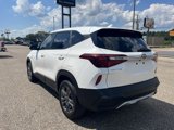 Used 2021 Kia Seltos LX image 3