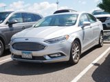 Used 2017 Ford Fusion SE image 3