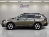 Used 2022 Subaru Outback Premium image 6