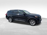 Used 2022 Ford Explorer XLT w/ Equipment Group 202A image 2