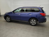 Used 2018 Nissan Pathfinder SV image 3