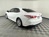 Used 2019 Toyota Camry LE image 3