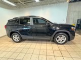 Used 2022 GMC Terrain SLE w/ Driver Convenience Package image 6