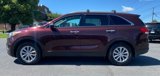 Used 2017 Kia Sorento LX w/ LX Convenience Package image 4