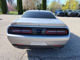Used 2015 Dodge Challenger SXT image 4