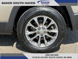 Used 2019 Jeep Cherokee Latitude Plus image 4