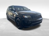 Used 2019 Jeep Grand Cherokee Laredo image 2
