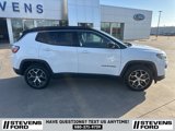 Used 2024 Jeep Compass Limited image 3
