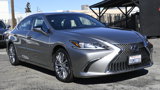 Used 2019 Lexus ES 300h image 2