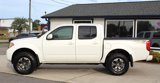 Used 2014 Nissan Frontier PRO-4X image 2
