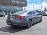 Used 2016 Toyota Avalon Touring image 3