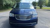 Used 2013 Chrysler Town & Country Touring image 3