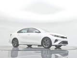 Used 2022 Kia Forte LXS image 4