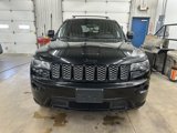 Used 2017 Jeep Grand Cherokee Altitude image 2