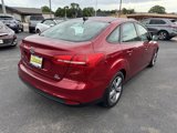 Used 2017 Ford Focus SE image 3