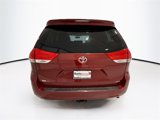 Used 2011 Toyota Sienna image 5
