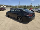 Used 2024 Toyota Camry SE image 5