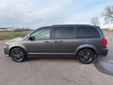 Used 2016 Dodge Grand Caravan R/T image 3