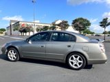 Used 2002 Nissan Altima 3.5 SE image 3