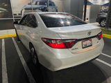 Used 2017 Toyota Camry SE image 3