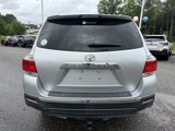 Used 2012 Toyota Highlander SE w/ Tow Pkg image 3
