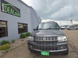 Used 2010 Lincoln Navigator 4WD image 3
