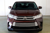 Used 2019 Toyota Highlander LE image 2